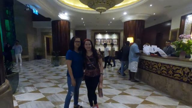 PEARL CITY SUITES HOTEL In DUBAI| We Try the Buffet here смотреть онлайн