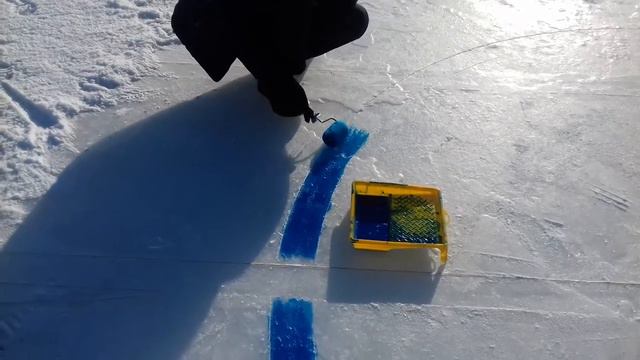 Как красят валиком в армии