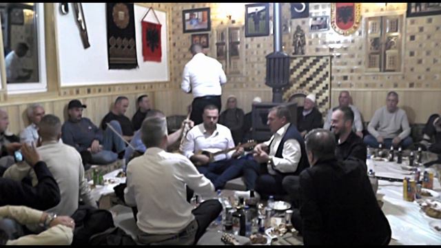 BIJT E ALI KRASNIQIT & XHEMAIL KELMENIT = NE ODEN E BRAHIM GJEMES =TAHIR SINANIT DHE TJERA смотреть онлайн