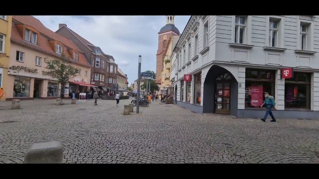 Наша жизнь в Германии. Обзор Берлин Шпандау. Ресторан. Кинотеатр. Книжный магазин. Дискриминация? смотреть онлайн