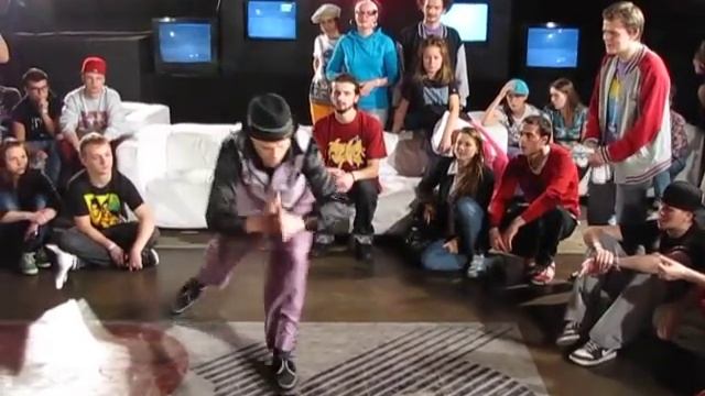 R16 Russia JRock судейский выход смотреть онлайн