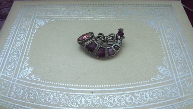 Сиреневые украшения с блошиного рынка и из интернета. Подарки Анжелы @vintagebeautycanada8757 . смотреть онлайн