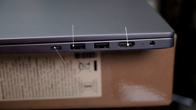 Mi Notebook 14 Unboxing & first impressions - Mi Laptop India, Worth it? ? смотреть онлайн