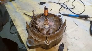 Как заменить контактные кольца на генератора. Toyota town ace (3-ct).