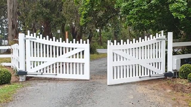 GLOBAL ACCESS - SOMMER Twist 350 Swing Gate Motor смотреть онлайн