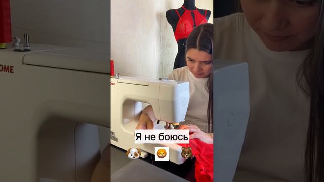 Кто знает как быстро распороть строчку зигзаг? 🤭 #швейныелайфхаки #шьюсама #лайфхаки #нижнеебелье смотреть онлайн