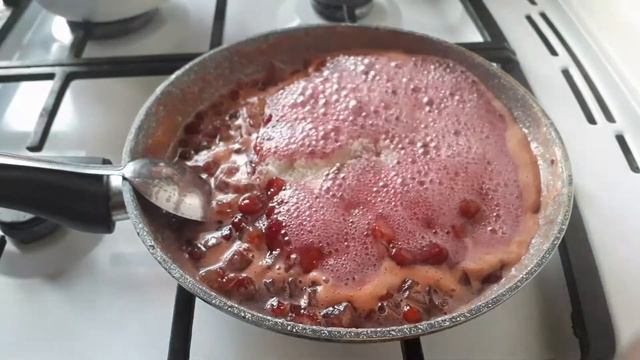 ?СУПЕР НОВОЕ ВАРЕНЬЕ?ВАРЕНЬЕ из арбуза и вишни|Mizhgona Foodblogger смотреть онлайн