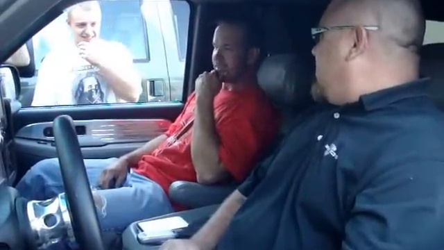 4 18's & 20,000watts - ANOTHER lunchtime Demo "SPL Bitches!" смотреть онлайн