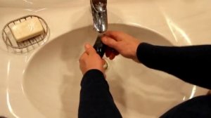 Установка неопреновых ручек на перекладину турника "Капитан" turnik4u.ru