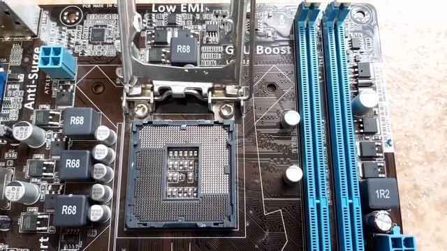 День мам 2 / Покупка материнских плат на запчасти или восстановление смотреть онлайн