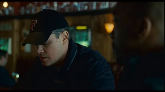 The Adjustment Bureau - Harry Talks to David - One it on Blu-ray or DVD June 21st смотреть онлайн