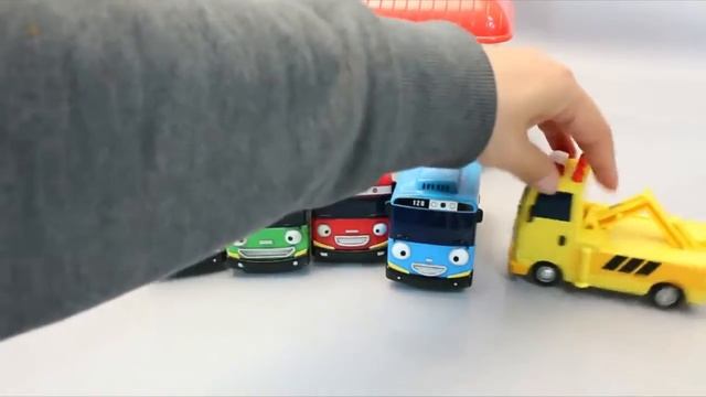 Кассовый аппарат. Учим цвета. Развлекающие и развивающие видео обзоры детских игрушек смотреть онлайн