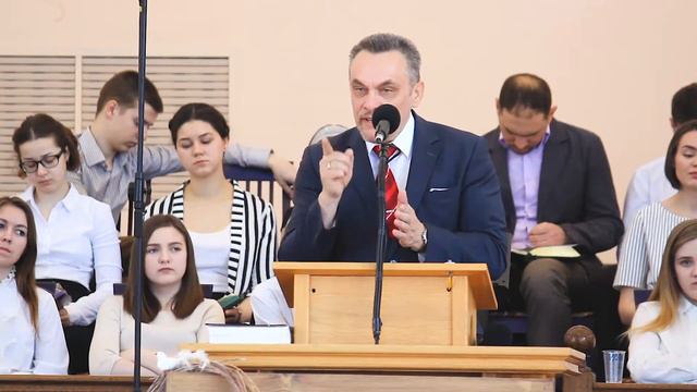 Аркадий Грабельников 15.04.18 "Авторитет Иисуса Христа - главная ценность жизни" смотреть онлайн