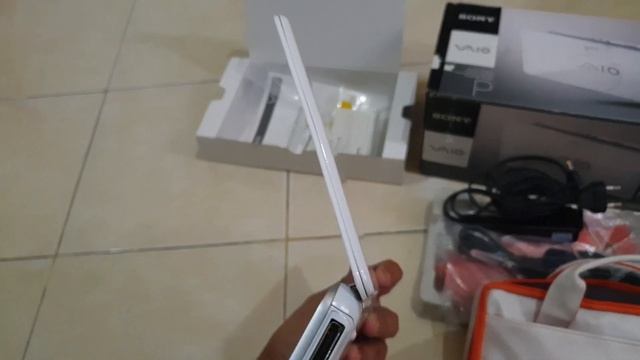 WTS SONY VAIO POCKET VGN-P23G WHITE FULLSET Bonus смотреть онлайн