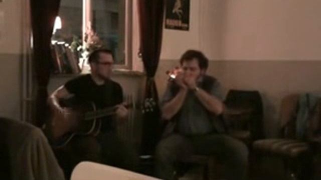 J.C. Nett (vocals and harmonica) and Dave Hohl (guitar) play "Big River" смотреть онлайн