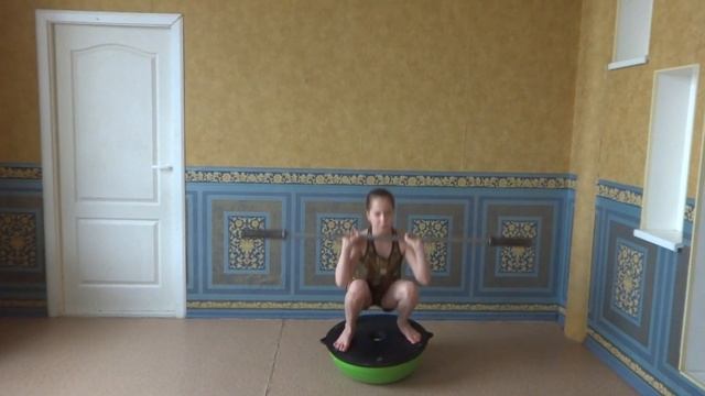 Мировой рекорд Черных Каролина-трастеры с грифом 11кг,на полусфере BOSU. смотреть онлайн