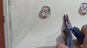 Ремонт телевизора LG 32" замена подсветки экрана.