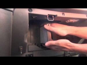 Замена салонного фильтра на Kia - Spectra