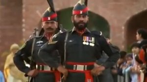Пограничная церемония Индия-Пакистан.