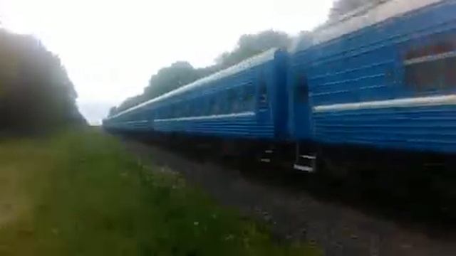 ТЭП-070-0210 с поездом 605 Полоцк Брест заходит на станцию Могилёв 1 по перегону Орша Могилёв 1