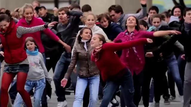Русский флешмоб, уличный танец по русски смотреть онлайн