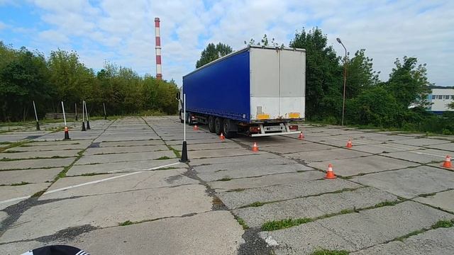 Код 95 busdriver Познань первые шаги самостоятельные в здавании под рампу смотреть онлайн