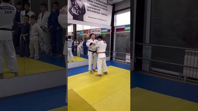 Judo Osoto-Gari - задний отхват (подножка). Школа по дзюдо ORTUS.KZ, тренер Пак Сергей Александрови смотреть онлайн