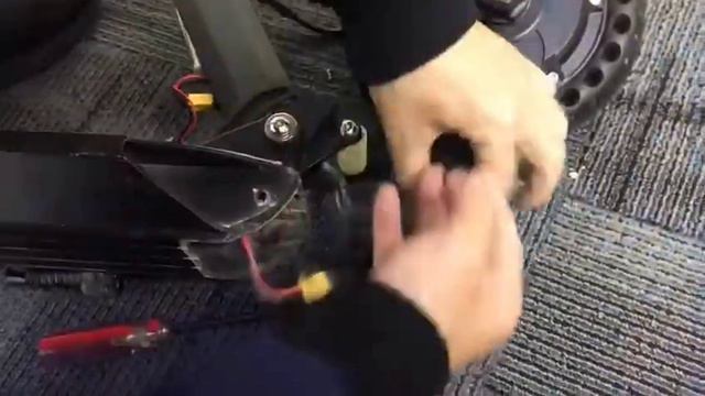 Как заменить аккумулятор для электросамоката Kugoo S1 Original quality смотреть онлайн