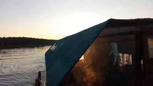 Катамаран для рыбалки и отдыха смотреть онлайн