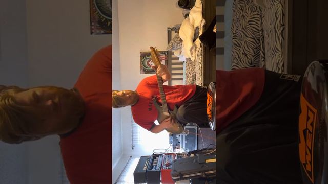 1968 Marshall Super Bass смотреть онлайн