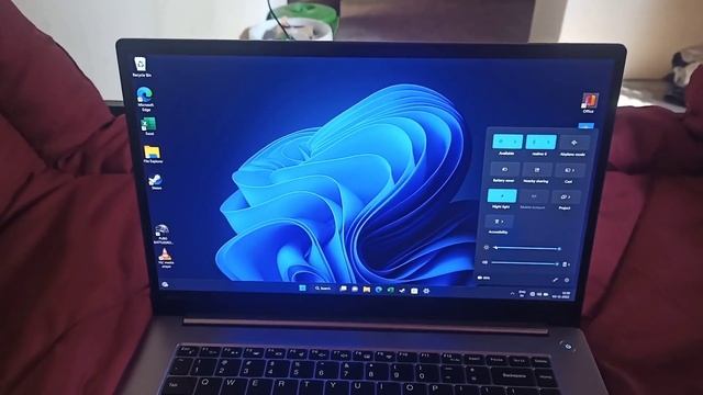 infinix inbook X2 plus unboxing | honest review смотреть онлайн