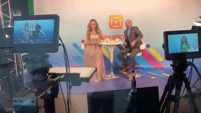 Настроение Life: Анна Калашникова и Григорий Аветов смотреть онлайн