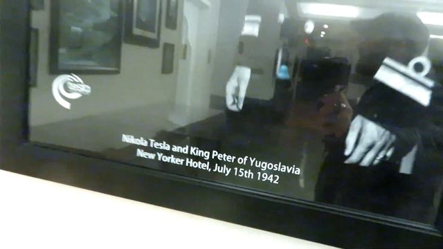 Checking Out The Tesla Artifacts @ The New Yorker Hotel смотреть онлайн