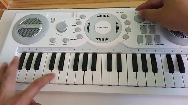 Teclado Kawasaki Isoundz Audio Pro 37 Teclas смотреть онлайн