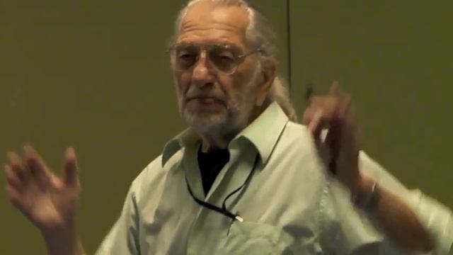Joe Kubert at C2E2 - April 14, 2012 смотреть онлайн