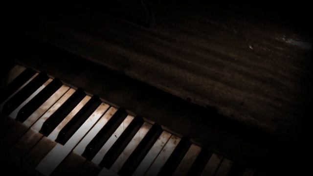 Old Piano Horror Music 101 смотреть онлайн