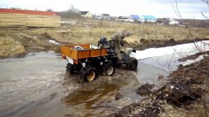 Самодельный шестиколесный вездеход, часть 3 (ищем грязь)