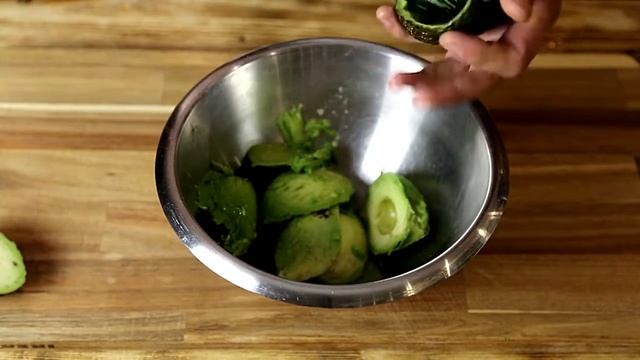 СОУС ГУАКАМОЛЕ К ЧИПСАМ "НАЧОС" И НЕ ТОЛЬКО... смотреть онлайн