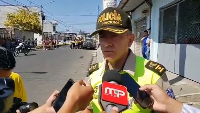 CARLOS ALBERTO TERÁN CALLE FUE ASESINADO A TIROS EN LA CALLE COLÓN Y 14AVA NORTE, EN MACHALA