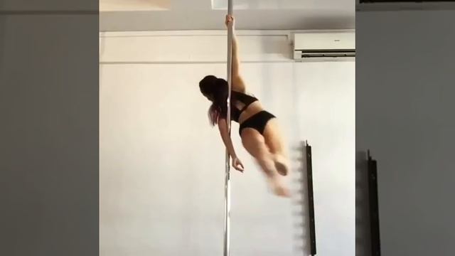 Pole Dance. Связка для среднего уровня. смотреть онлайн