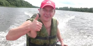 Топил лодку Афалина 360, гуляли по острову, вошли в топляк. Мегаобзор лодки, было всё!