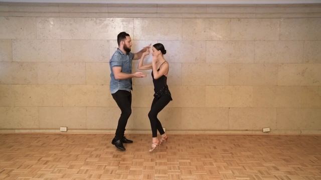 Advanced Bachata Pattern - Dec 21 (Part 1) смотреть онлайн
