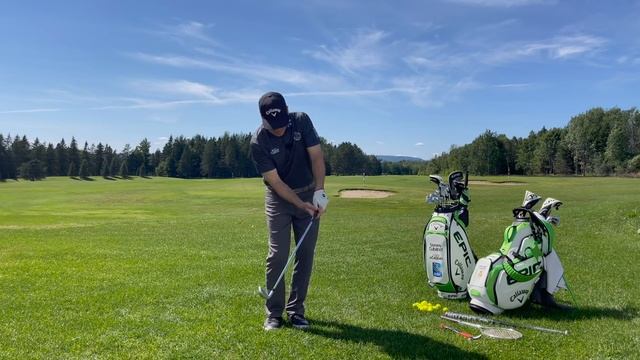 MOST POWERFUL WRIST POSITION IN GOLF-ADD 30 YARDS easy! смотреть онлайн