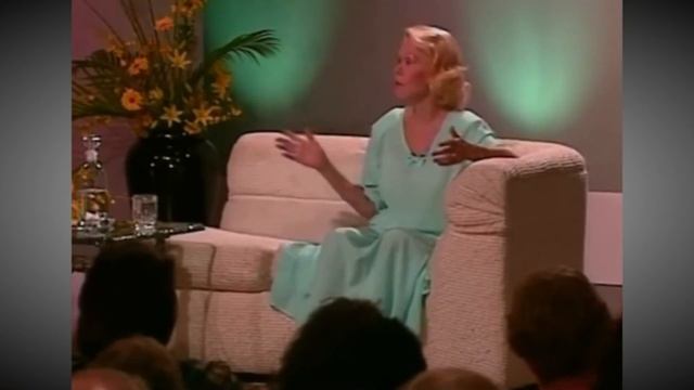 Луиза Хей - Истинная любовь к себе [Soul Coaching] смотреть онлайн