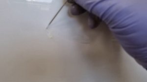 Как правильно заделать скол с помощью иголки,цвет перламутр!