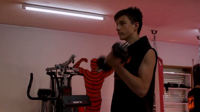 Ajuda o Artur a realizar o seu sonho! смотреть онлайн