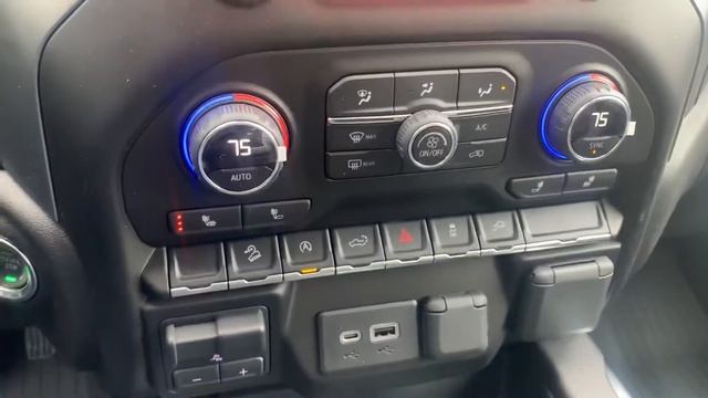 2021 Chevrolet Silverado 1500 LT Trail Boss Crew Cab смотреть онлайн