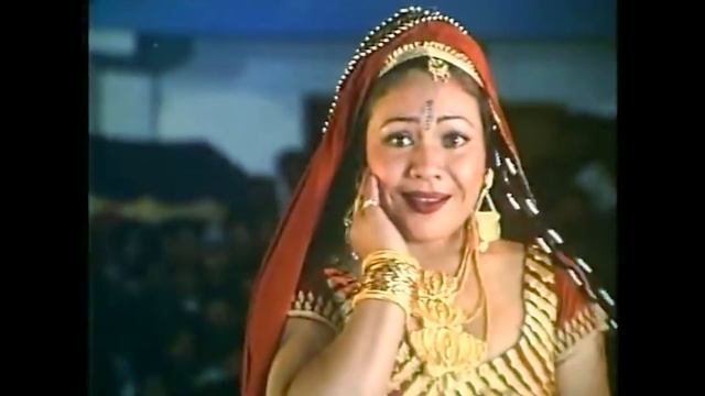 Chori Bho | चोरी भो । Nepali Movie Song Sathi | Gauri Malla | Rajesh Hamal | Karishma Manandhar смотреть онлайн