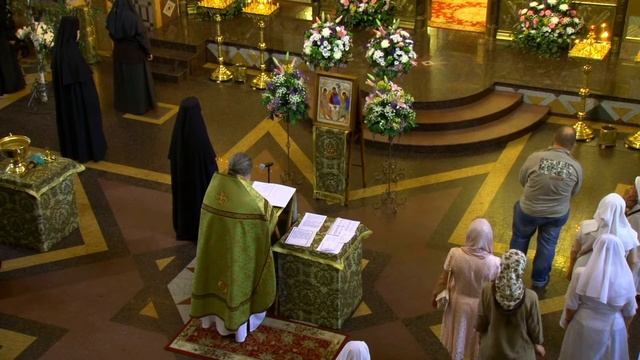 АКАФИСТ СВЯТОМУ ДУХУ. Трансляция. 20 июня (воскресенье) в 17:30 смотреть онлайн