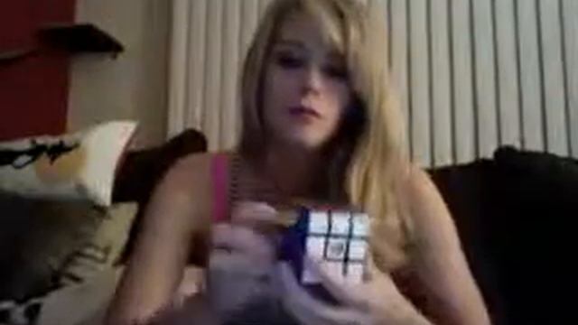 Solving the cube! смотреть онлайн